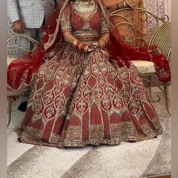 Gorgeous Red Indian Wedding Lehenga - Picture 2 of 3